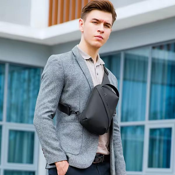 Sacoche Poitrine Homme